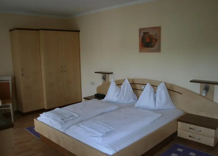 Erhardt 3* Bad Waltersdorf